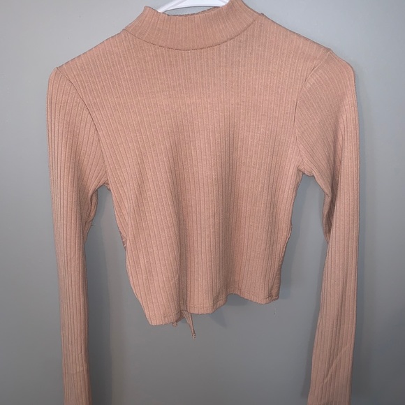 Brand new forever 21 turtle neck - Picture 1 of 2